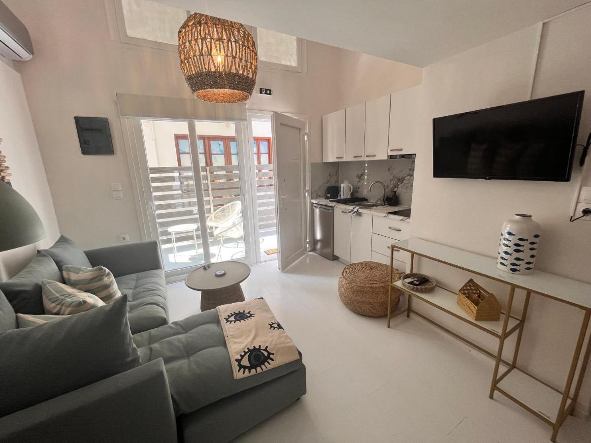 Le Sirene Apartments Skiathos Town Exterior photo